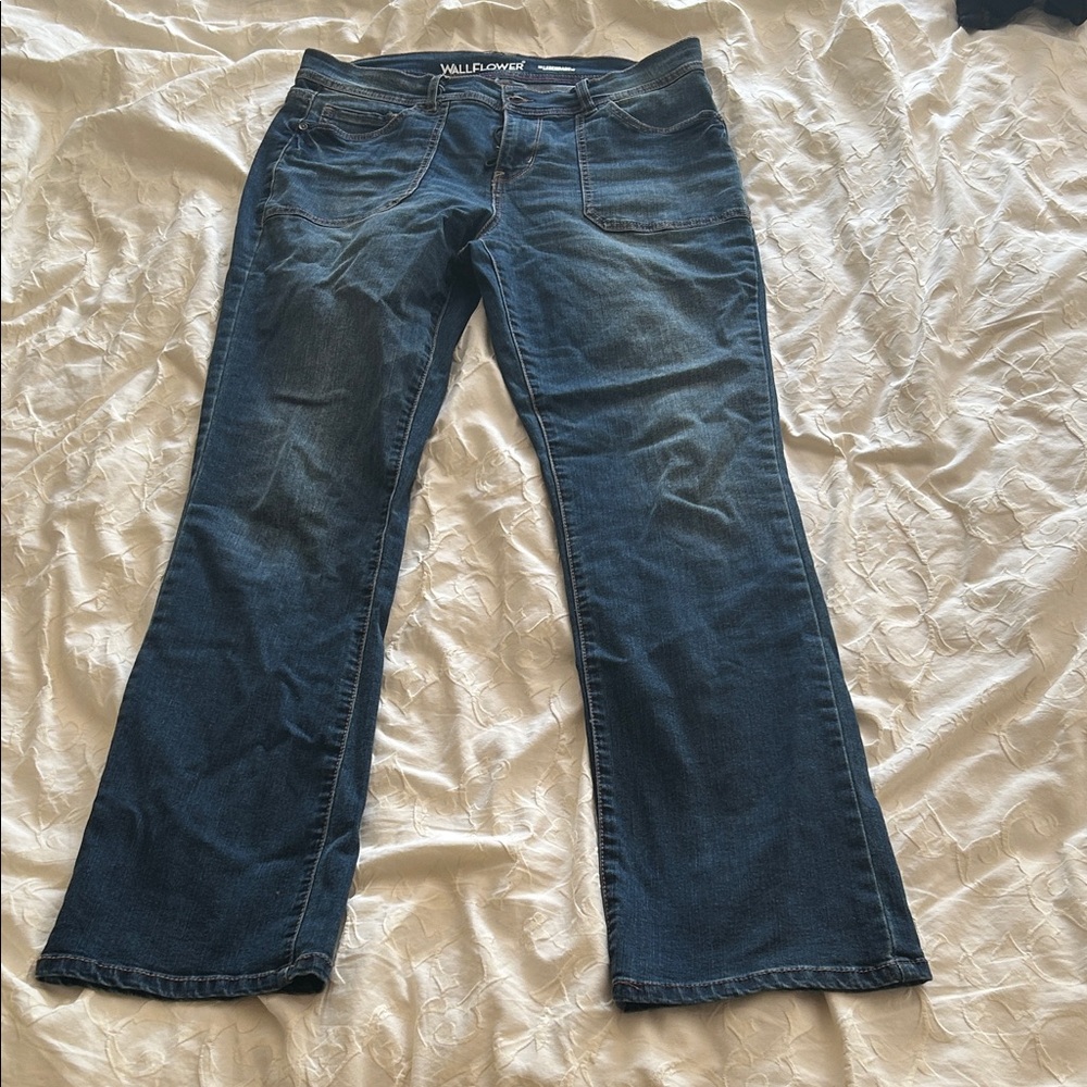Vallidini Women's Blue Jeans